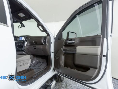 Used 2020 Chevrolet Silverado 2500 LTZ w/ LTZ Texas Edition image 39