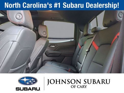 Used 2024 Chevrolet Colorado Z71 w/ Z71 Convenience Package 2 AWD/4WD image 22