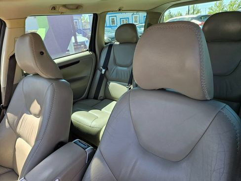 Used 2006 Volvo XC70 AWD/4WD image 15