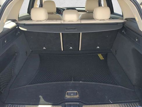 Used 2021 Mercedes-Benz GLC 300 image 6