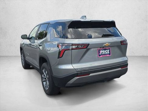 Used 2026 Chevrolet Equinox LT FWD image 7