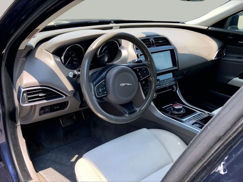 Used 2019 Jaguar XE Premium AWD/4WD image 16