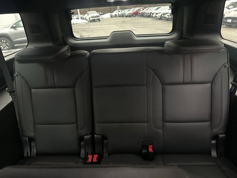 Used 2023 Chevrolet Suburban RST w/ Sport Performance Package image 14