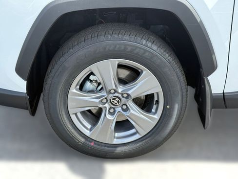 Used 2025 Toyota RAV4 XLE w/ Convenience Package image 12