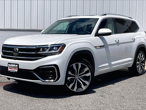 Used 2023 Volkswagen Atlas SEL Premium AWD/4WD image 2