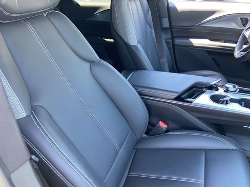 Used 2024 Cadillac Lyriq Tech RWD image 24