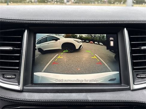 Used 2021 INFINITI QX50 Luxe image 29