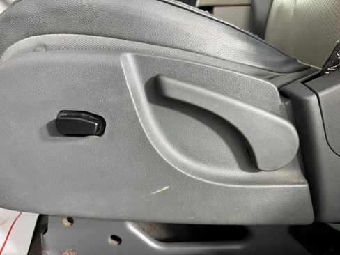 Used 2008 Jeep Liberty Limited w/ Premium Group image 31