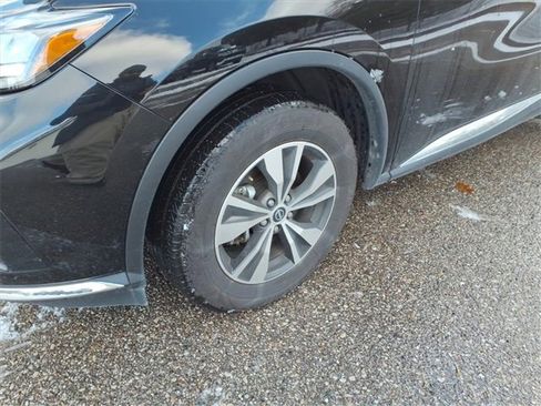 Used 2023 Nissan Murano S image 4