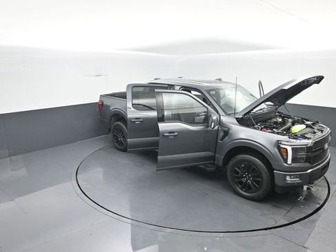 New 2026 Ford F150 Platinum w/ FX4 Off-Road Package image 35