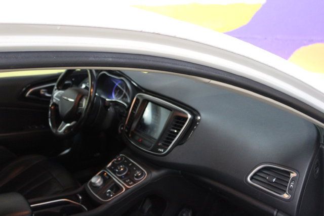 Used 2016 Chrysler 200 C w/ Quick Order Package 26P FWD image 12