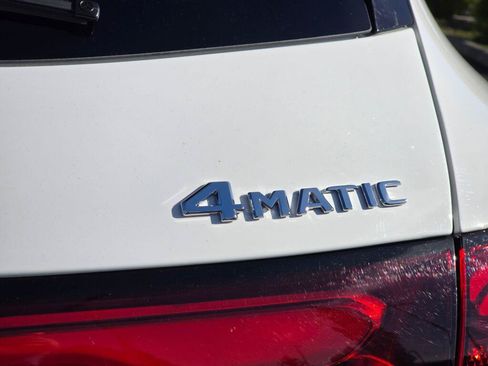 Used 2023 Mercedes-Benz GLC 300 4MATIC image 34