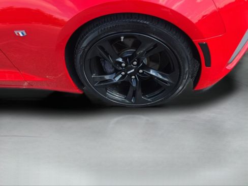 Used 2020 Chevrolet Camaro SS RWD image 17
