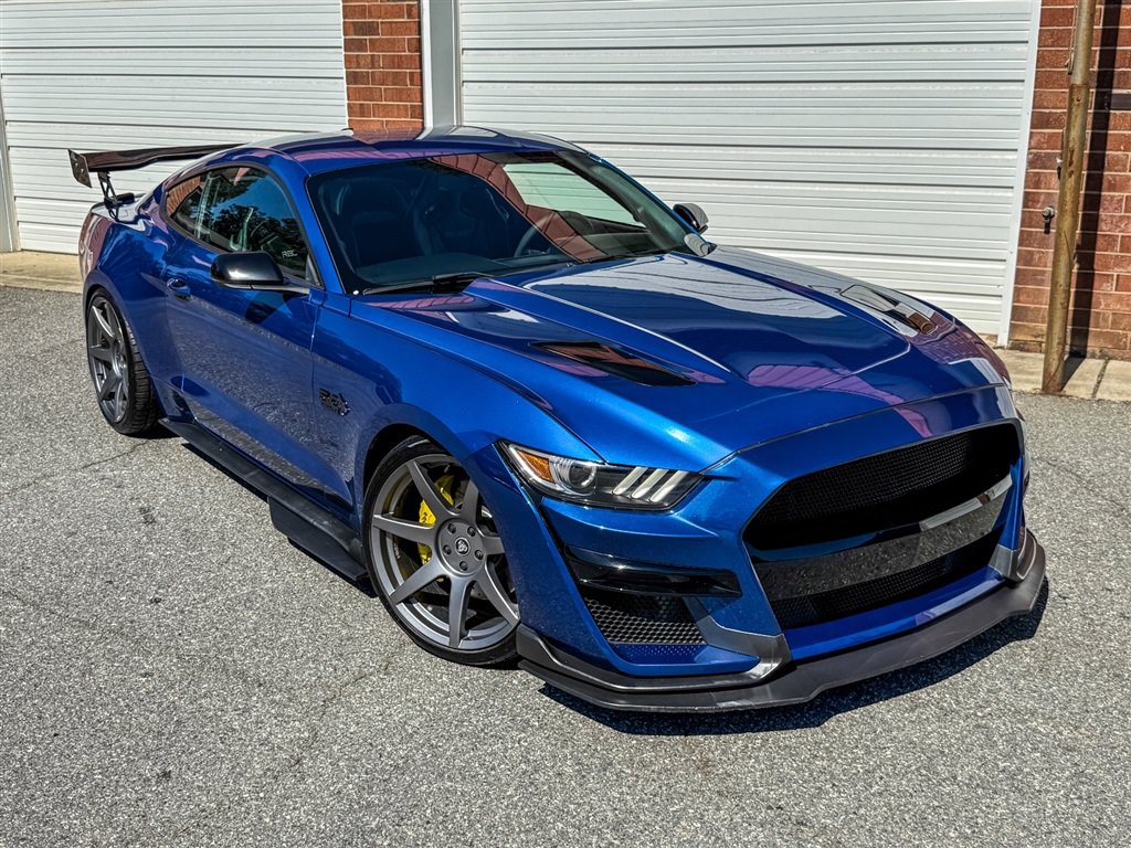 Used 2017 Ford Mustang GT Premium RWD image 26