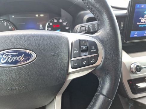 Used 2022 Ford Explorer XLT w/ Class IV Trailer Tow Package image 36