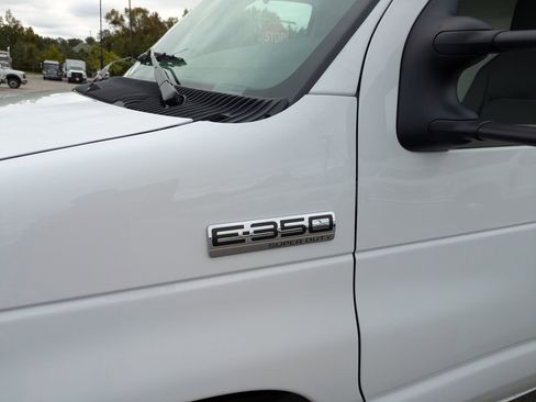 New 2026 Ford E-350 and Econoline 350 Super Duty w/ Power Equipment Group image 10