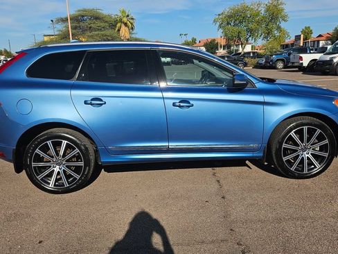 Used 2017 Volvo XC60 T6 Inscription w/ Climate Package AWD/4WD image 11