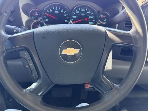 Used 2011 Chevrolet Silverado 2500 W/T image 16