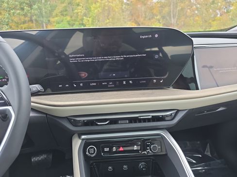 New 2025 Audi Q5 Prestige image 18