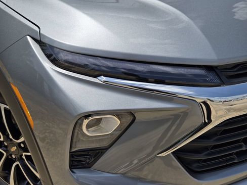 New 2026 Chevrolet TrailBlazer LT FWD image 10