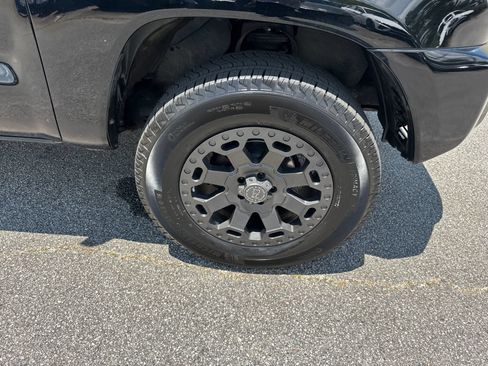 Used 2012 Toyota Tacoma 2WD Access Cab w/ SR5 Pkg image 12