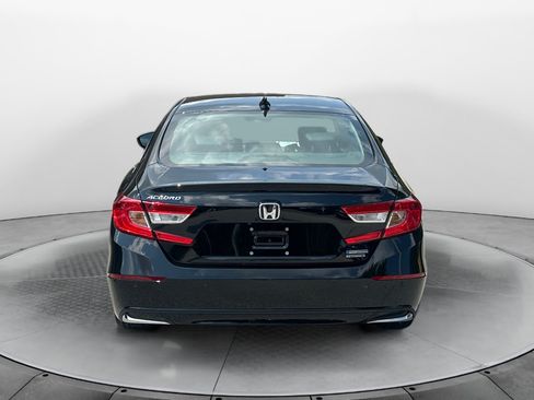 Used 2022 Honda Accord Touring image 6