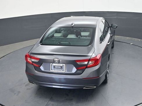 Used 2020 Honda Accord Touring image 24