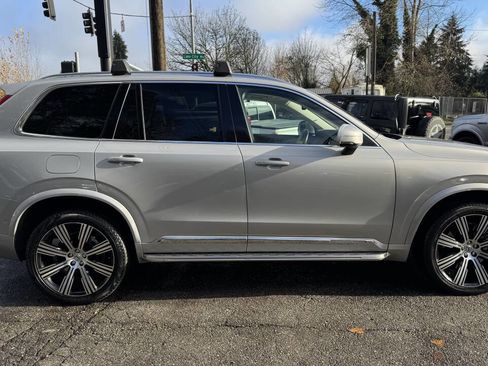 Used 2023 Volvo XC90 T8 Ultimate w/ Lounge Package image 9