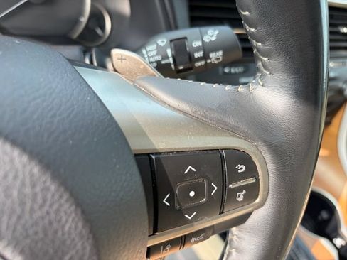 Used 2022 Lexus RX 450h AWD w/ Premium Package image 30