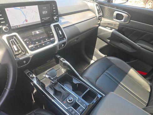 Used 2021 Kia Sorento SX AWD/4WD image 32