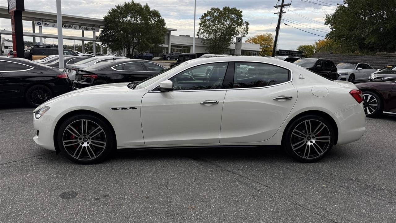 Used 2019 Maserati Ghibli S Q4 AWD/4WD image 17