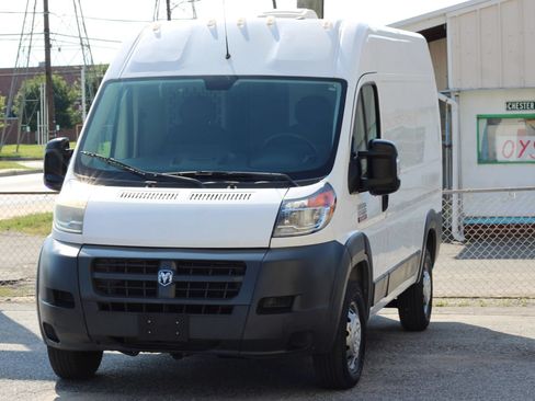 Used 2016 RAM ProMaster 2500 FWD image 3