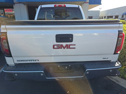 Used 2017 GMC Sierra 1500 SLT image 5