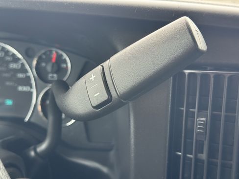 Used 2023 Chevrolet Express 3500 LS image 26