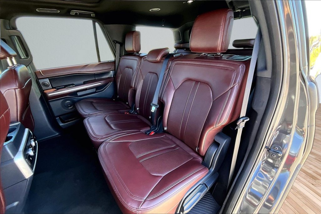 Used 2024 Ford Expedition Limited AWD/4WD image 26
