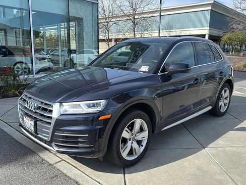 Used 2019 Audi Q5 Premium Plus w/ Premium Plus Package image 1
