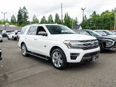 Used 2024 Ford Expedition King Ranch AWD/4WD image 27