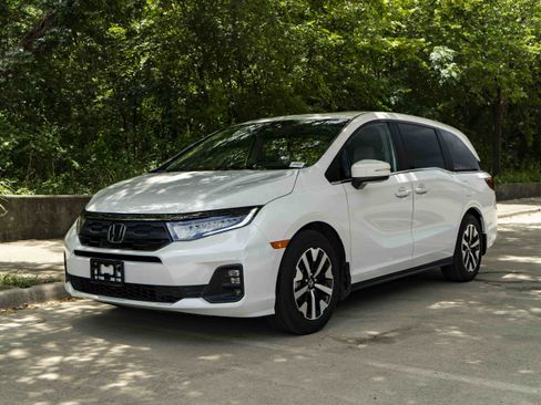 Used 2025 Honda Odyssey EX-L image 5