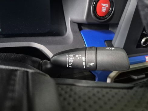 New 2025 Toyota Tacoma TRD Off-Road image 27