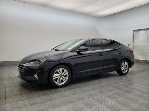 Used 2020 Hyundai Elantra Value Edition w/ Cargo Package (C1) image 2