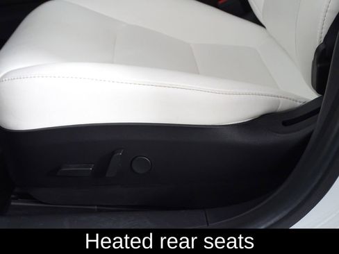 Used 2019 Tesla Model 3 Mid Range image 17