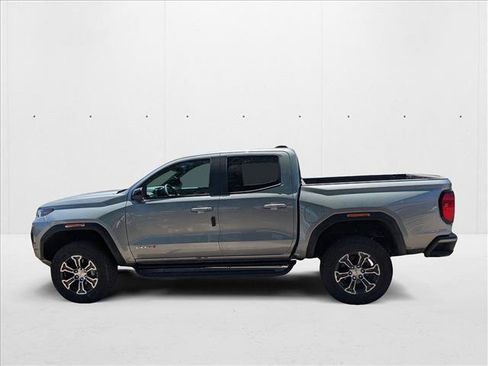New 2025 GMC Canyon AT4 w/ Off-Road Front Bumper Package AWD/4WD image 5