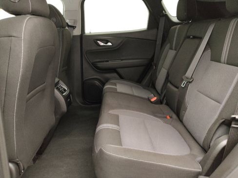 Used 2024 Chevrolet Blazer LT w/ Convenience Package FWD image 18