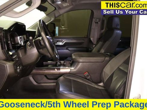 Used 2024 Chevrolet Silverado 3500 LTZ w/ LTZ Texas Edition image 20