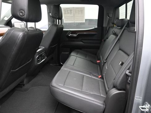 Used 2023 GMC Sierra 1500 Denali w/ Denali Reserve Package AWD/4WD image 13