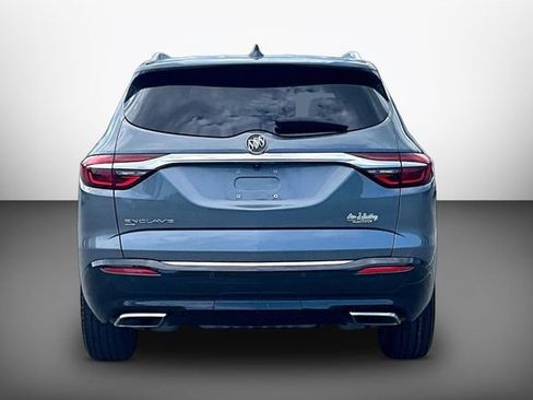 Used 2020 Buick Enclave Essence w/ Sound and Sites Package AWD/4WD image 4