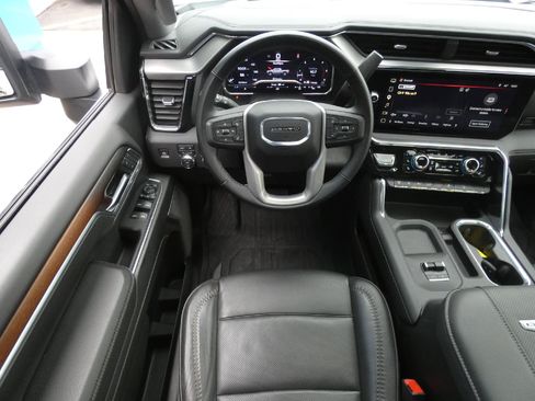 Certified 2024 GMC Sierra 3500 Denali w/ Denali Reserve Package AWD/4WD image 14