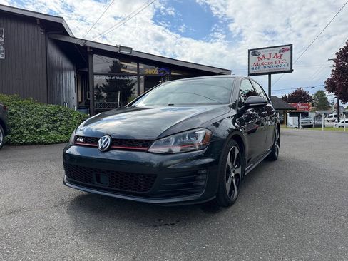 Used 2015 Volkswagen GTI S FWD image 2