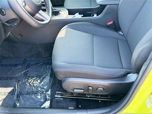 Certified 2025 Hyundai Kona SEL image 19