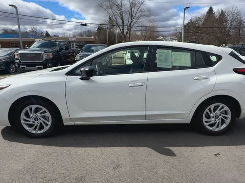 Certified 2024 Subaru Impreza 2.0i image 5